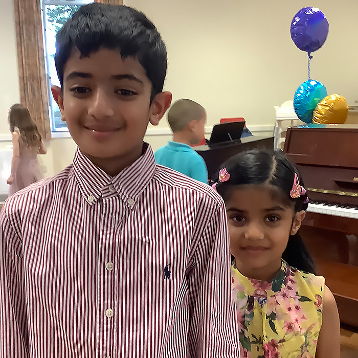 Piano tuition for children in Lingfield
